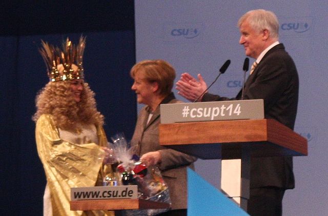 Christkind und Merkel 7365